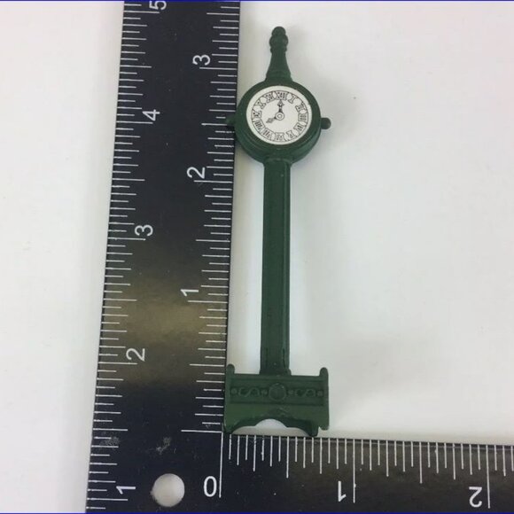 DEPARTMENT 56 - Heritage Village Town Clock - Enameled Metal - Retired - EUC - Picture 7 of 9